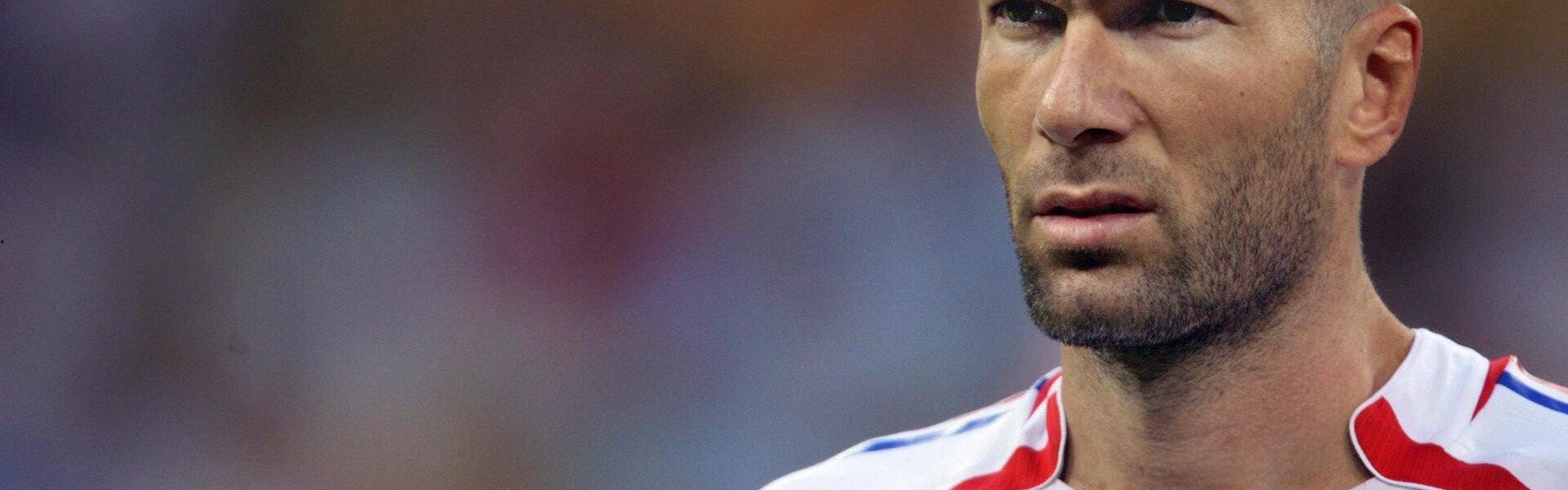 辽宁内线支柱突发伤情 韩德君左手骨折赴京手术 CBA争冠格局陡生变数