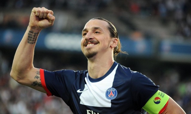 王者归来！XX队强势卫冕联赛冠军，书写新传奇