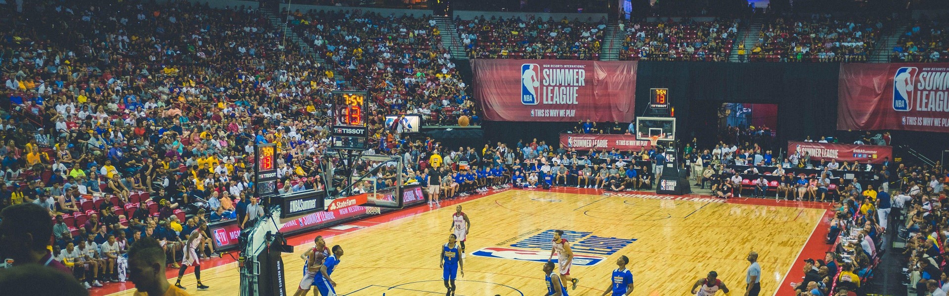 国际篮联青训计划在华启航 传奇中锋郑海霞担纲推广大使