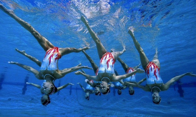 连续两场队内最高分！易建联扛鼎前行，诠释不老传奇与球队脊梁