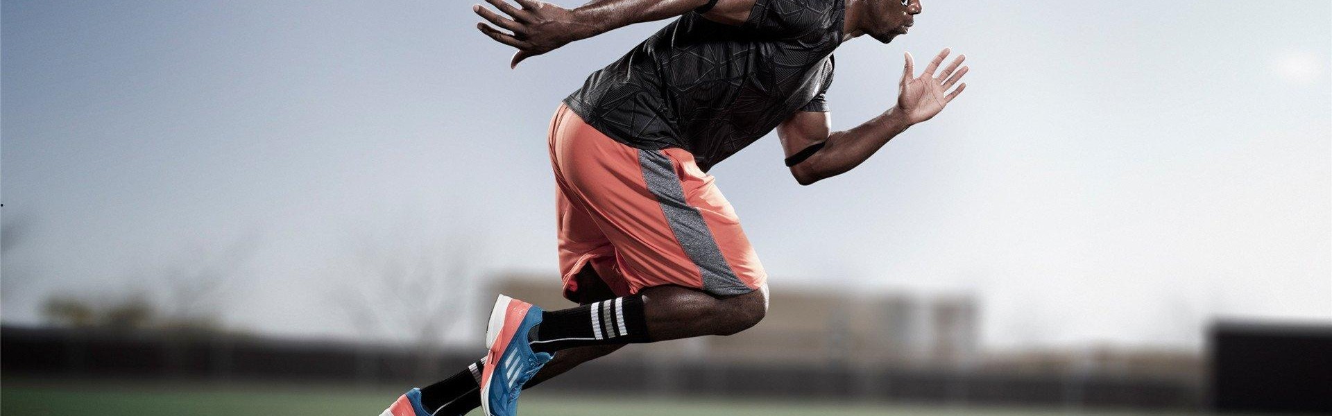 尤文半场闷平热那亚，戴维失良机，加蒂造险成焦点