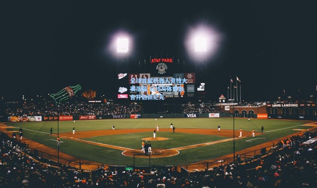 全球首届机器人竞技大赛落幕 科技与体育融合开启新纪元