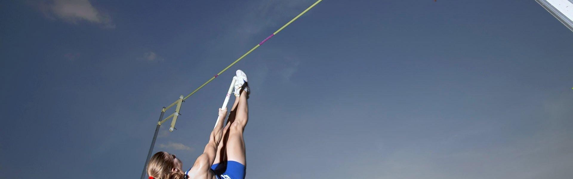 UFC 292波士顿站，斯特林卫冕战失利，奥马利加冕新科雏量级冠军