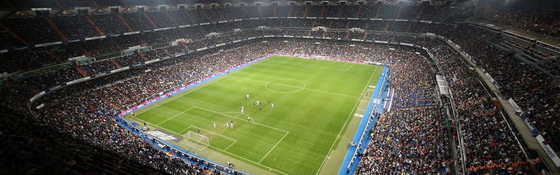 游泳名将李明豪打破尘封十年世界纪录，200米自由泳再创历史